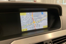 Sininen Mercedes-Benz C 2012 kuva 17.