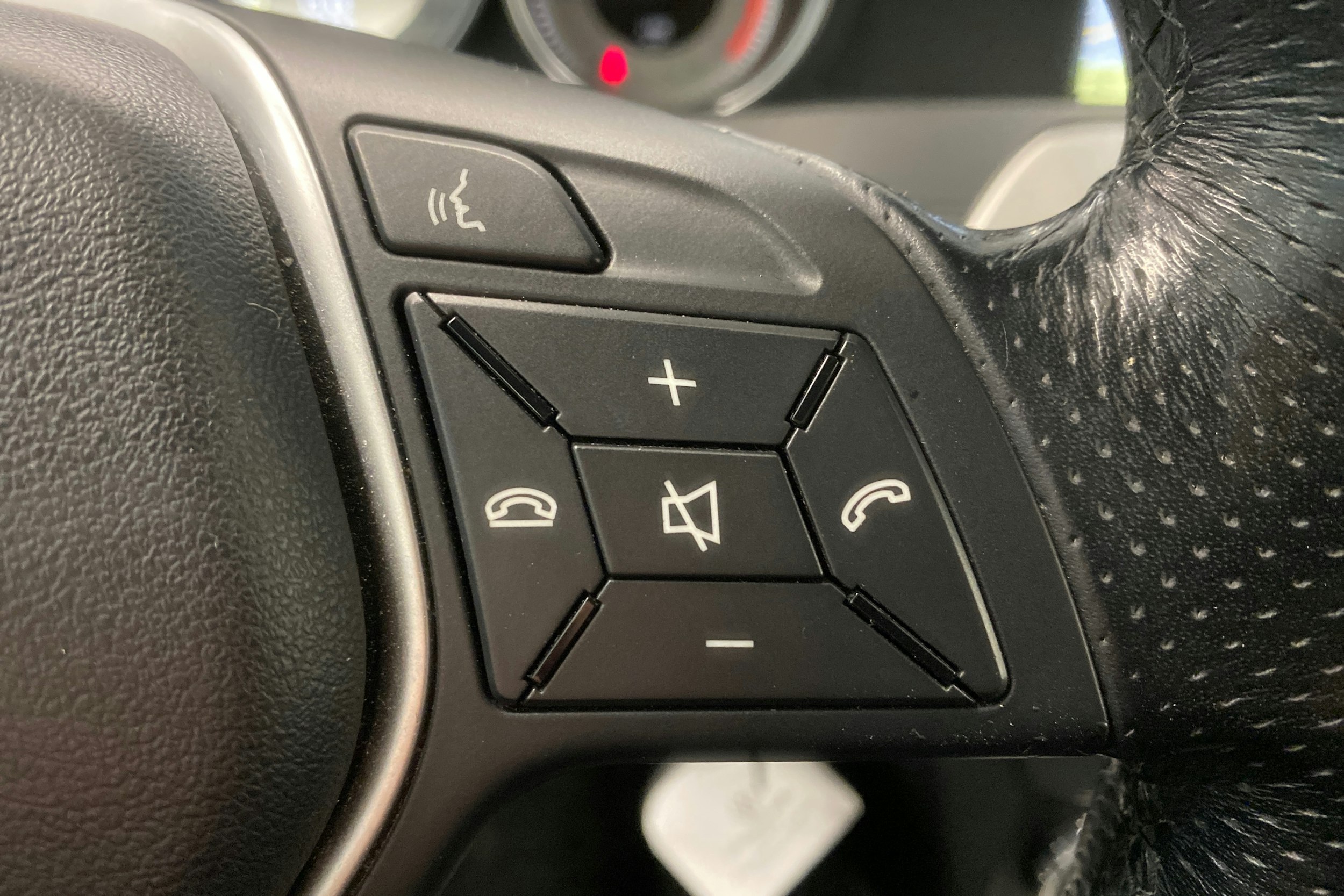 Sininen Mercedes-Benz C 2012 kuva 21.