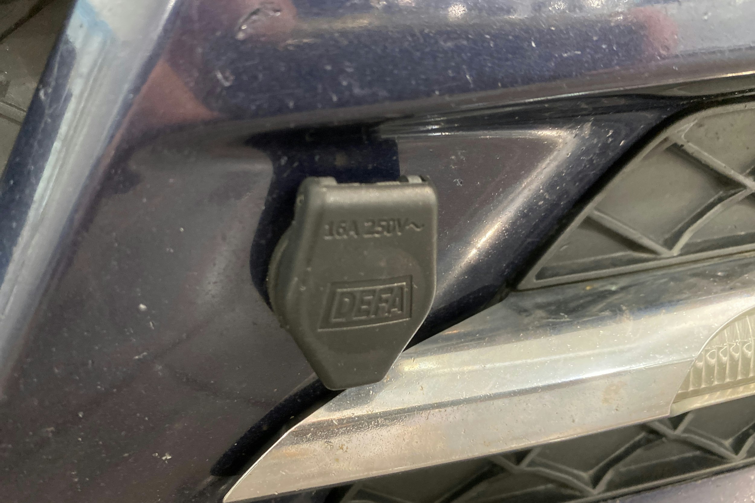 Sininen Mercedes-Benz C 2012 kuva 25.