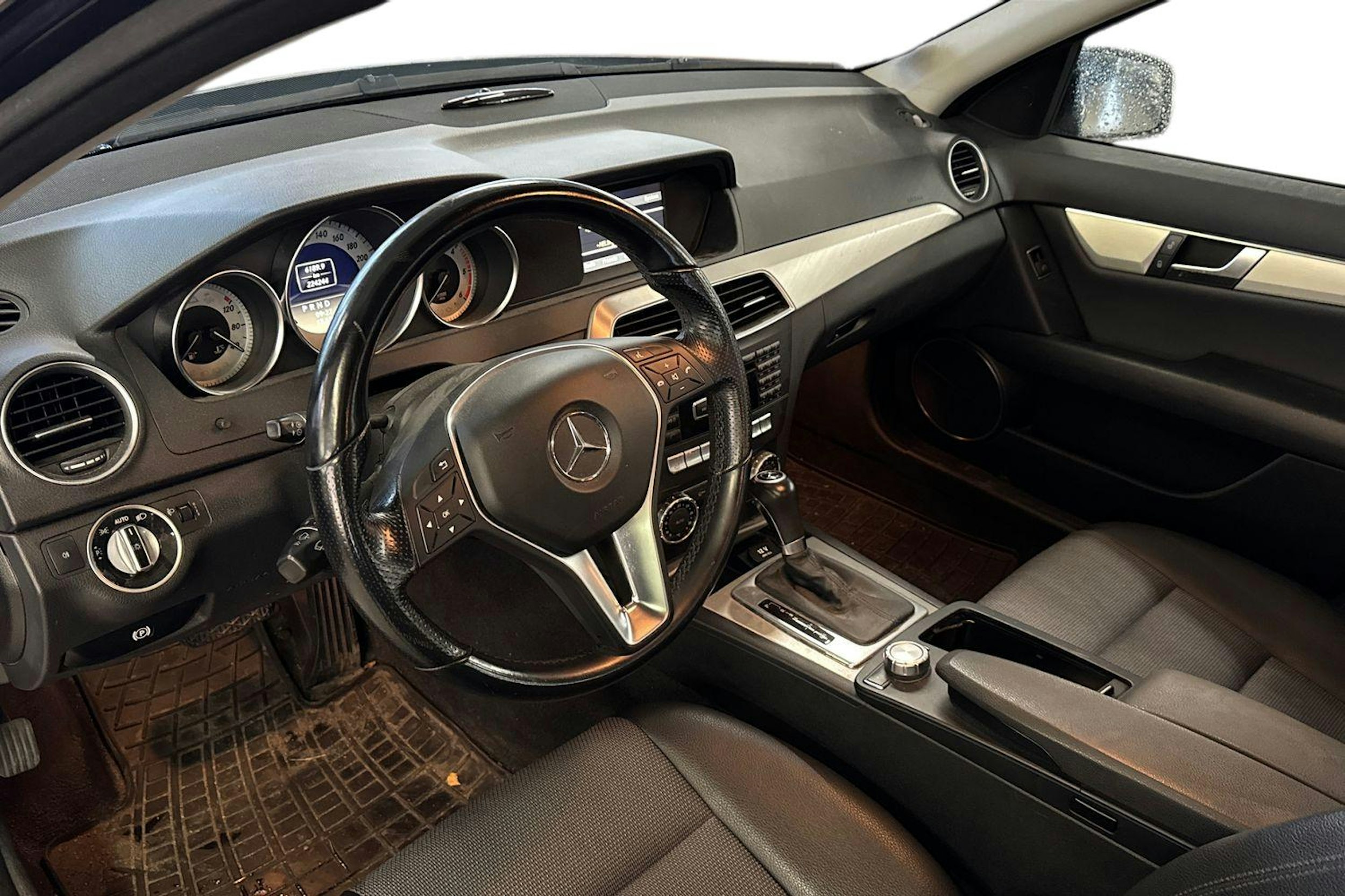 sininen Mercedes-Benz C 2012 kuva 3.