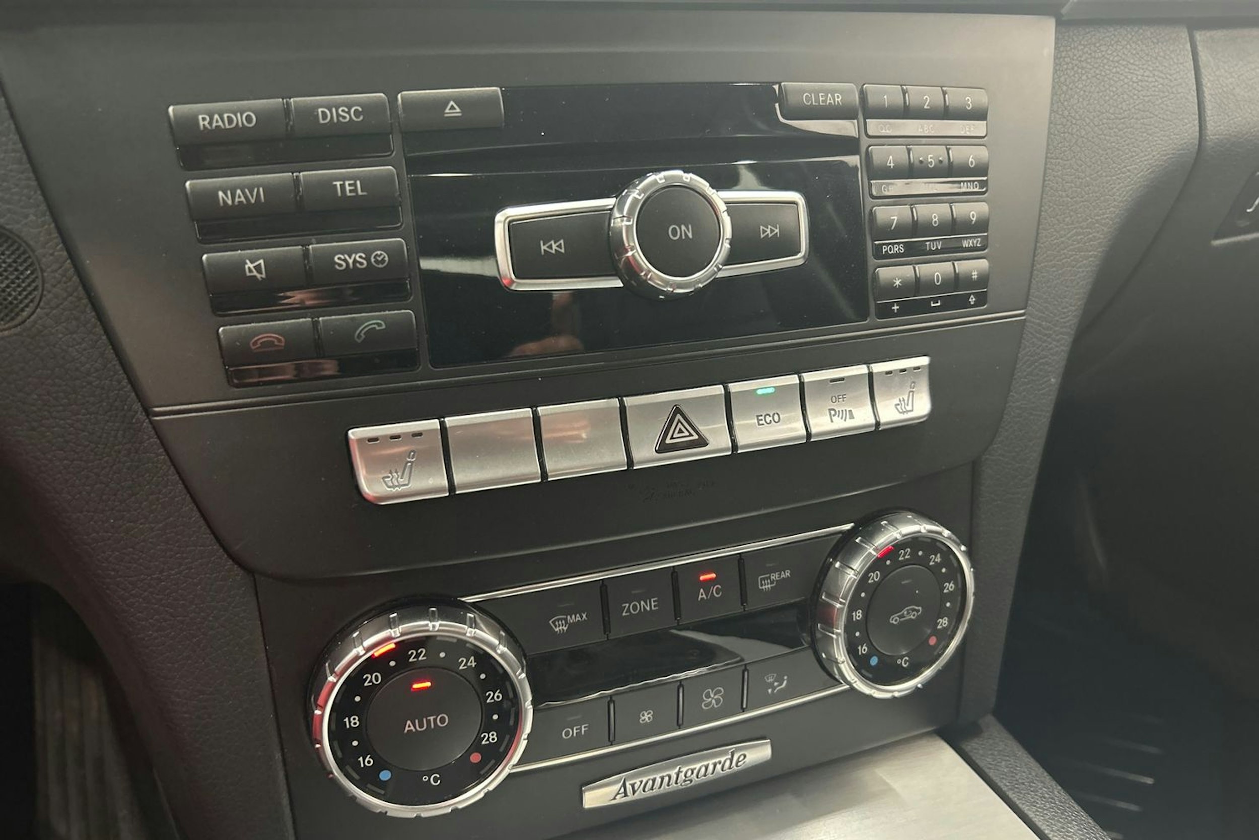 harmaa Mercedes-Benz C 2012 kuva 26.