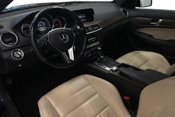 Sininen Mercedes-Benz C 2012 kuva 7.