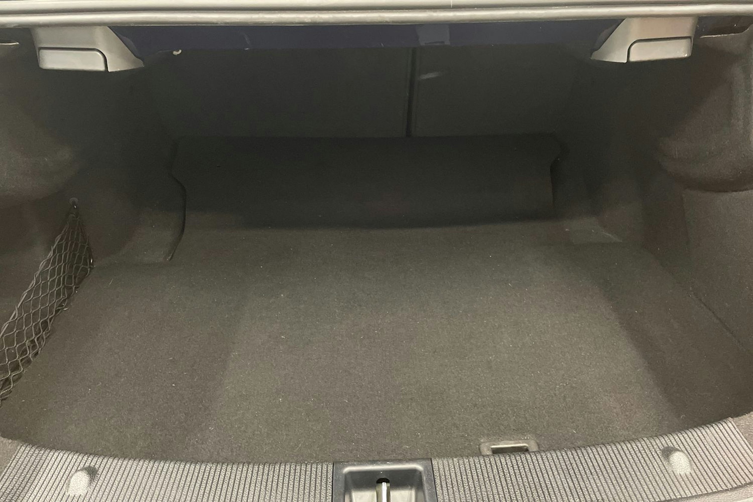 Sininen Mercedes-Benz C 2012 kuva 23.