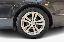 musta Mercedes-Benz C 2012 kuva 11.