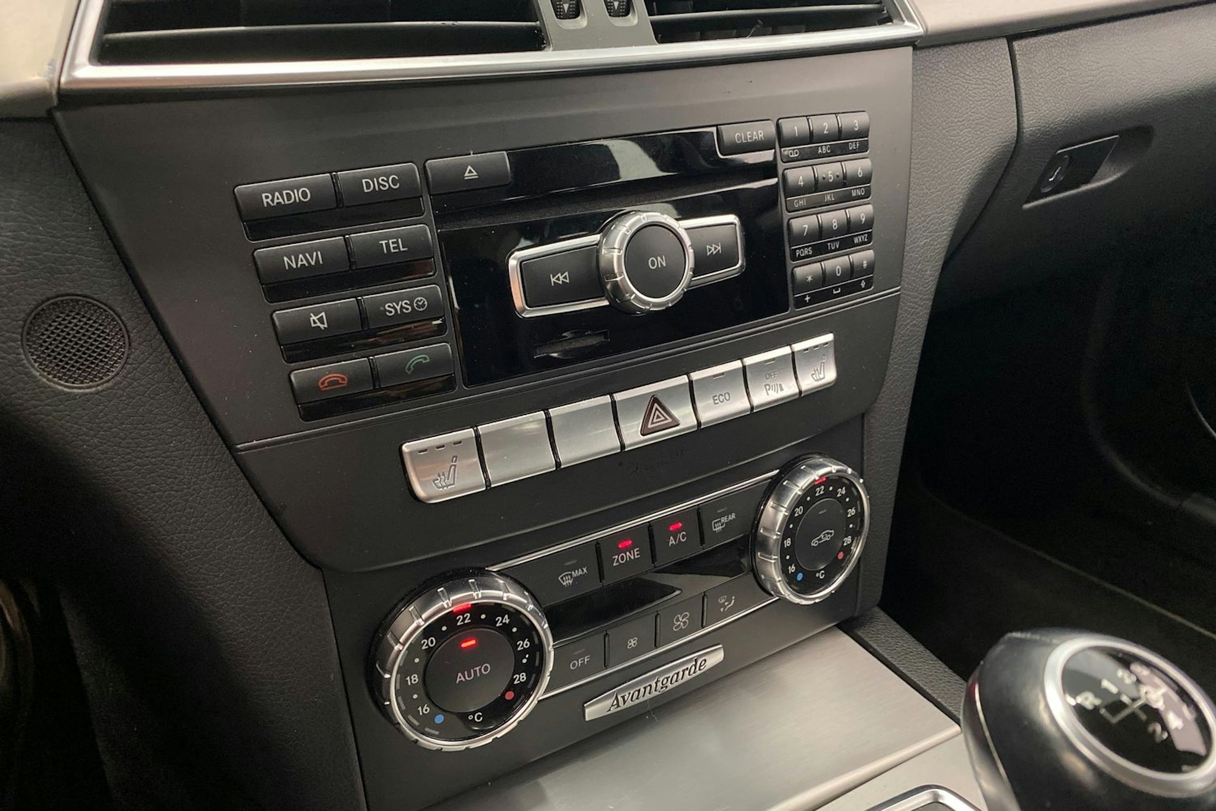 harmaa Mercedes-Benz C 2012 kuva 26.