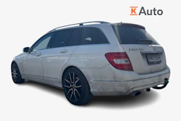 valkoinen Mercedes-Benz C 2012 kuva 2.