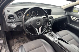 musta Mercedes-Benz C 2012 kuva 3.