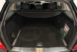 musta Mercedes-Benz C 2012 kuva 13.