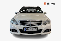 Valkoinen Mercedes-Benz C 2012 kuva 4.