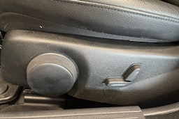 hopea Mercedes-Benz C 2012 kuva 16.