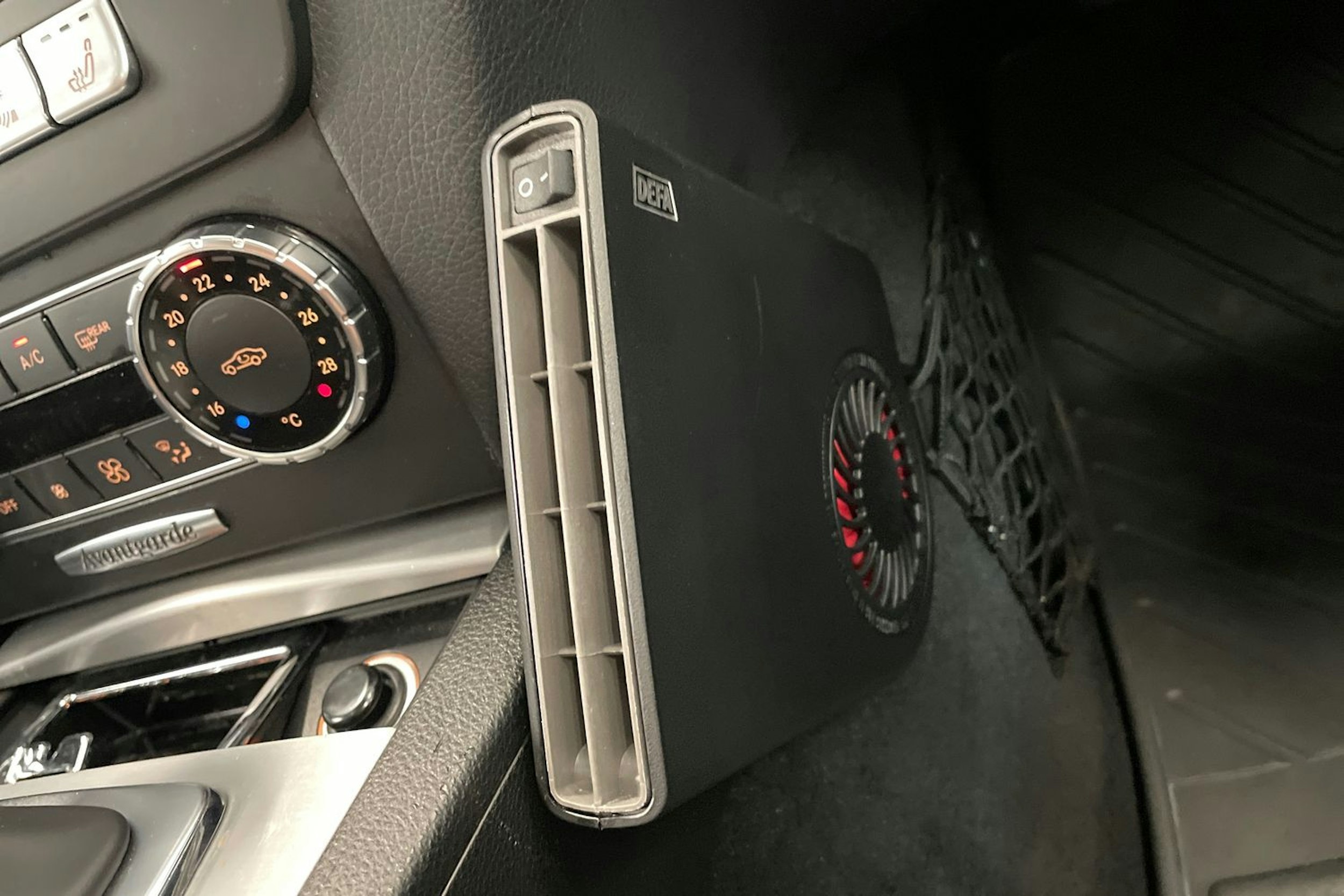 hopea Mercedes-Benz C 2012 kuva 29.