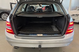 hopea Mercedes-Benz C 2012 kuva 33.