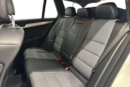 valkoinen Mercedes-Benz C 2012 kuva 8.