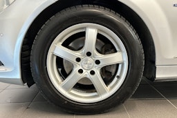 harmaa Mercedes-Benz C 2012 kuva 11.
