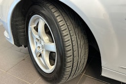 harmaa Mercedes-Benz C 2012 kuva 13.