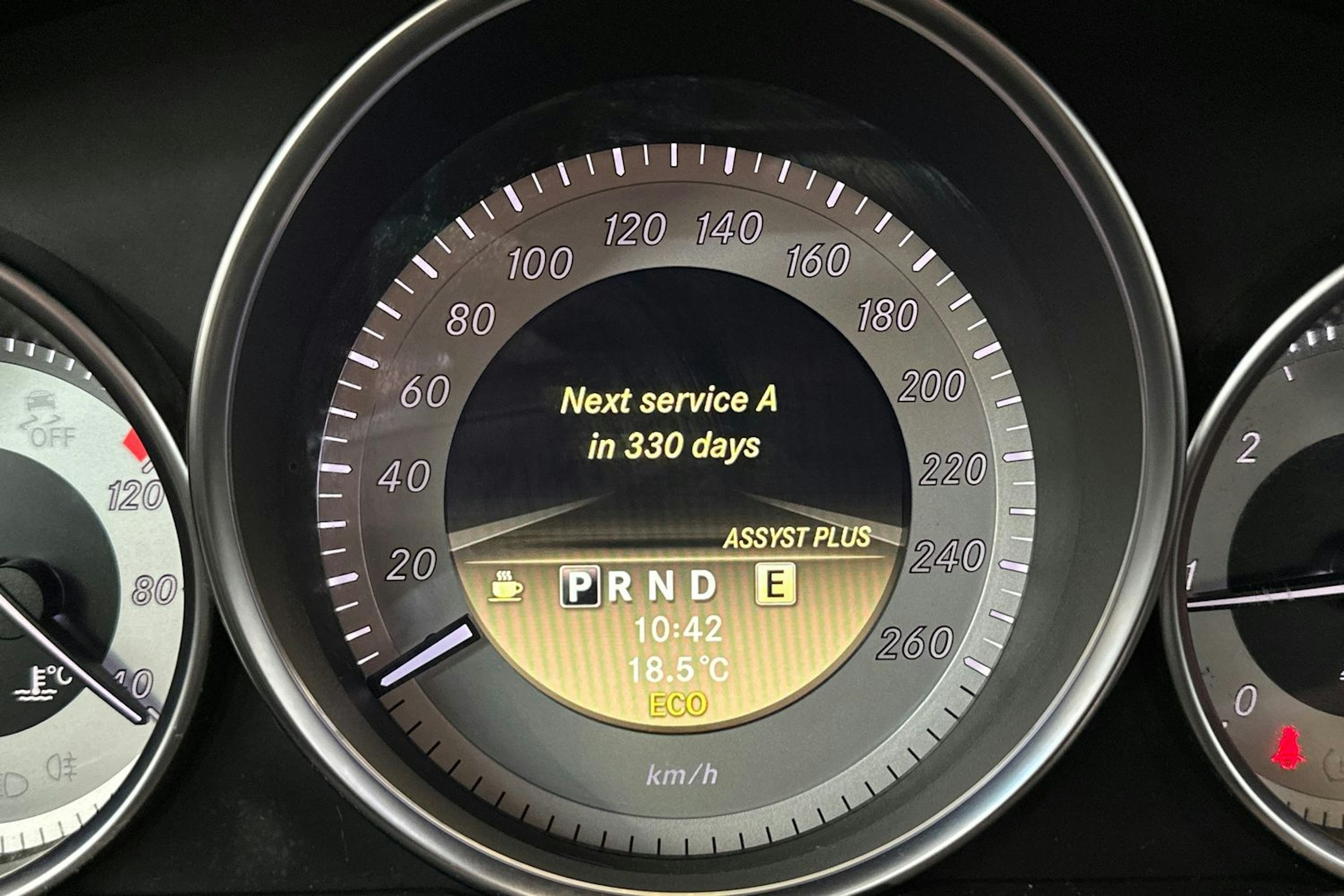 harmaa Mercedes-Benz C 2012 kuva 24.