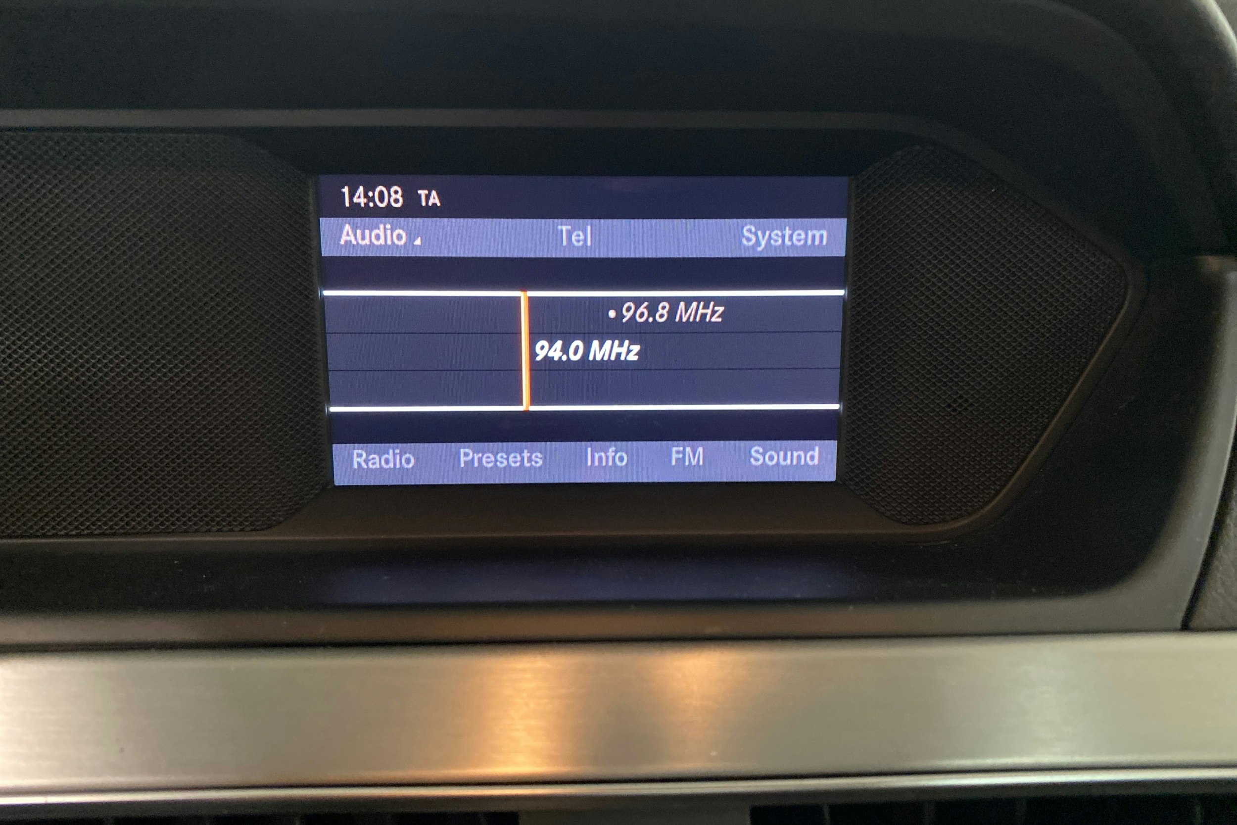 Harmaa Mercedes-Benz C 2012 kuva 20.