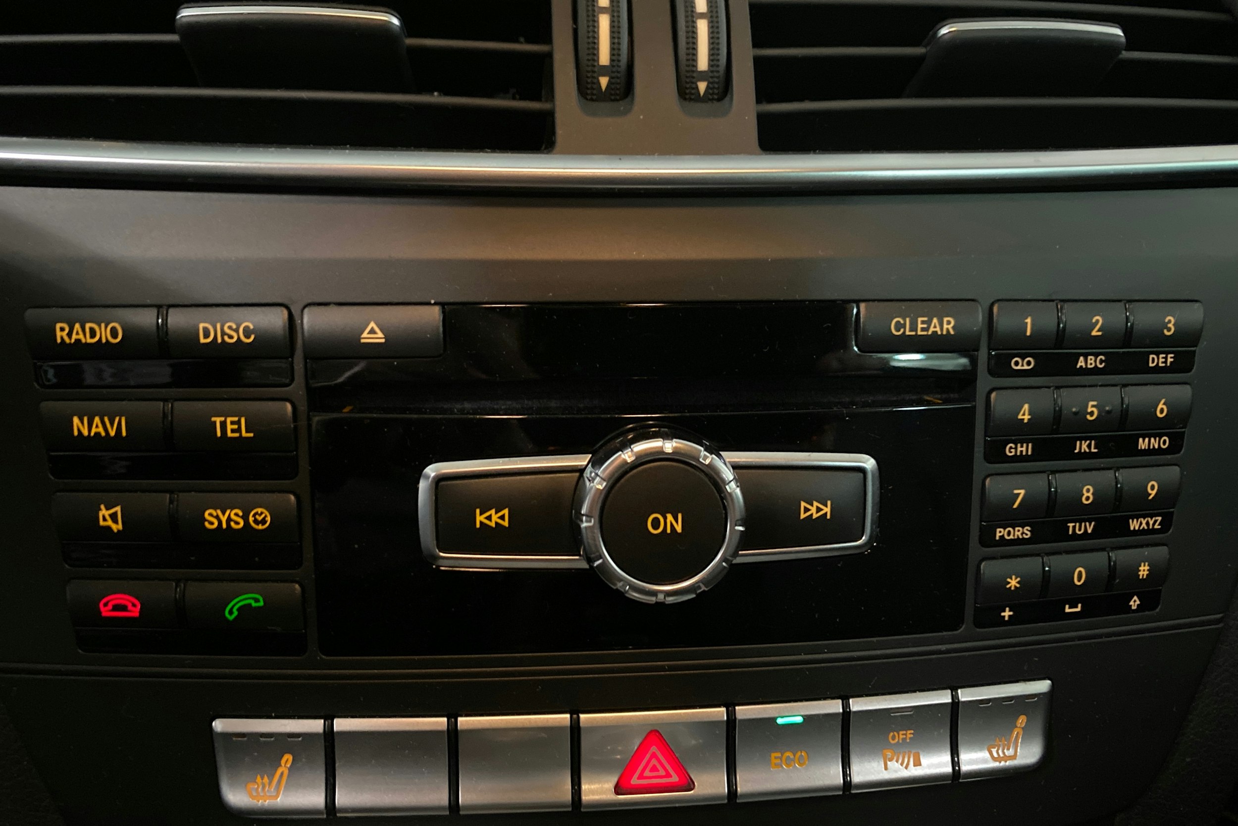 Harmaa Mercedes-Benz C 2012 kuva 22.