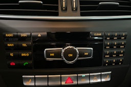 Harmaa Mercedes-Benz C 2012 kuva 22.