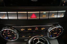 Harmaa Mercedes-Benz C 2012 kuva 23.