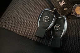 Harmaa Mercedes-Benz C 2012 kuva 24.