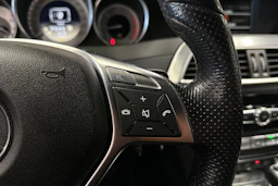 met. musta Mercedes-Benz C 2012 kuva 23.