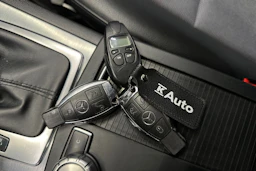 met. musta Mercedes-Benz C 2012 kuva 25.