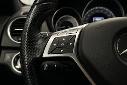 hopea Mercedes-Benz C 2013 kuva 11.