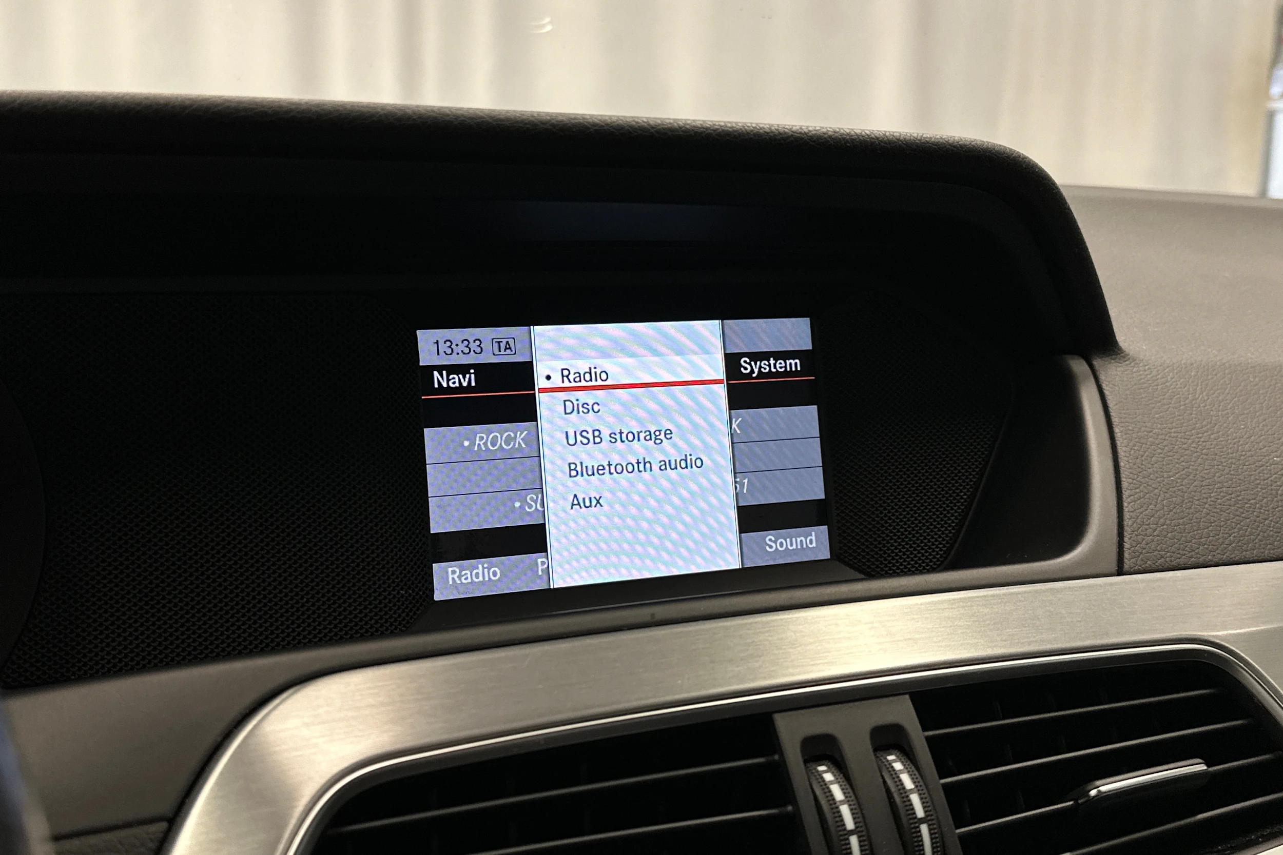 hopea Mercedes-Benz C 2013 kuva 14.