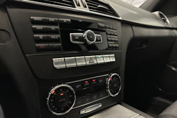 hopea Mercedes-Benz C 2013 kuva 15.