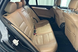 musta Mercedes-Benz C 2013 kuva 11.