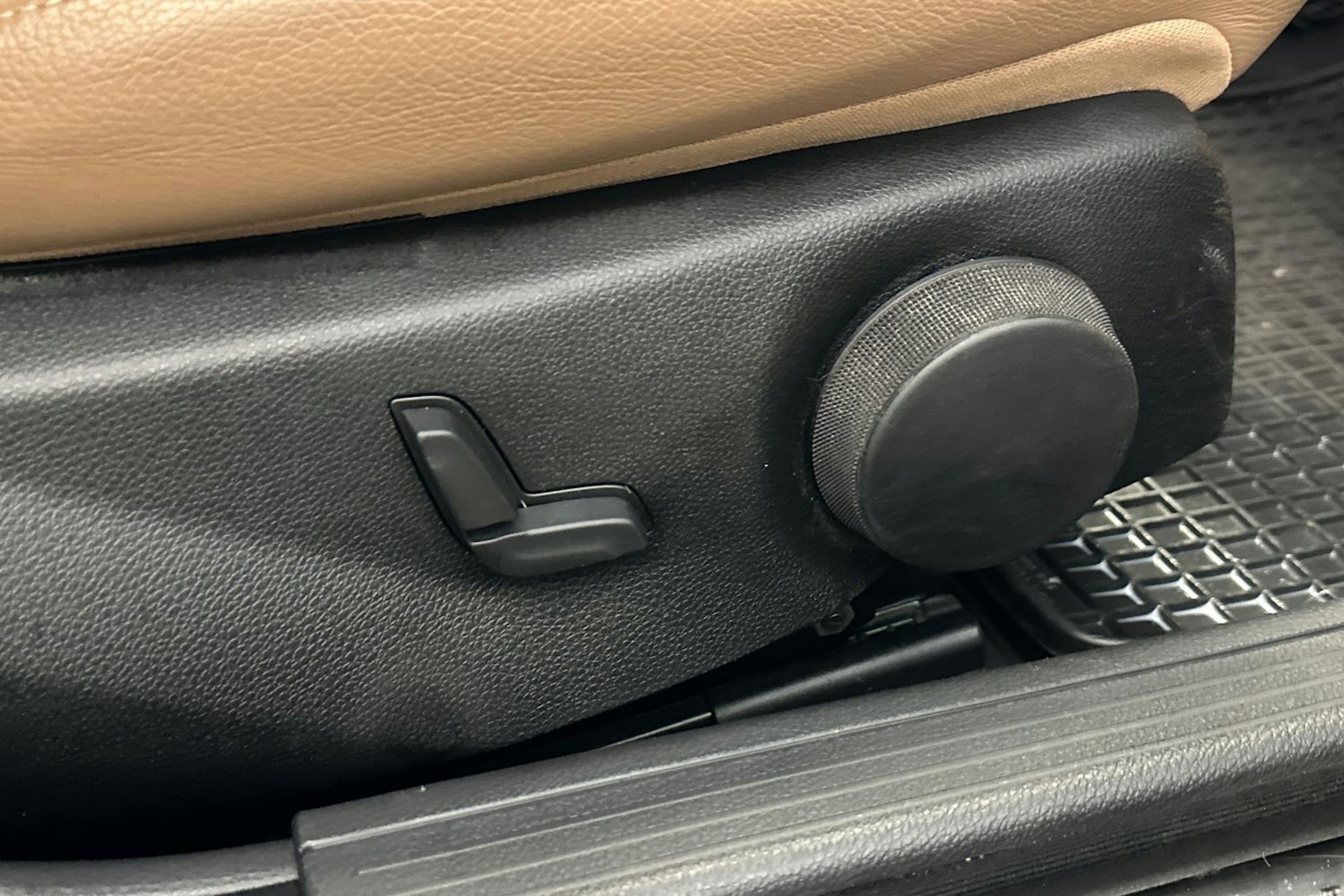 musta Mercedes-Benz C 2013 kuva 13.