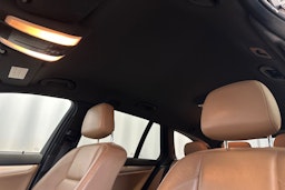 musta Mercedes-Benz C 2013 kuva 31.