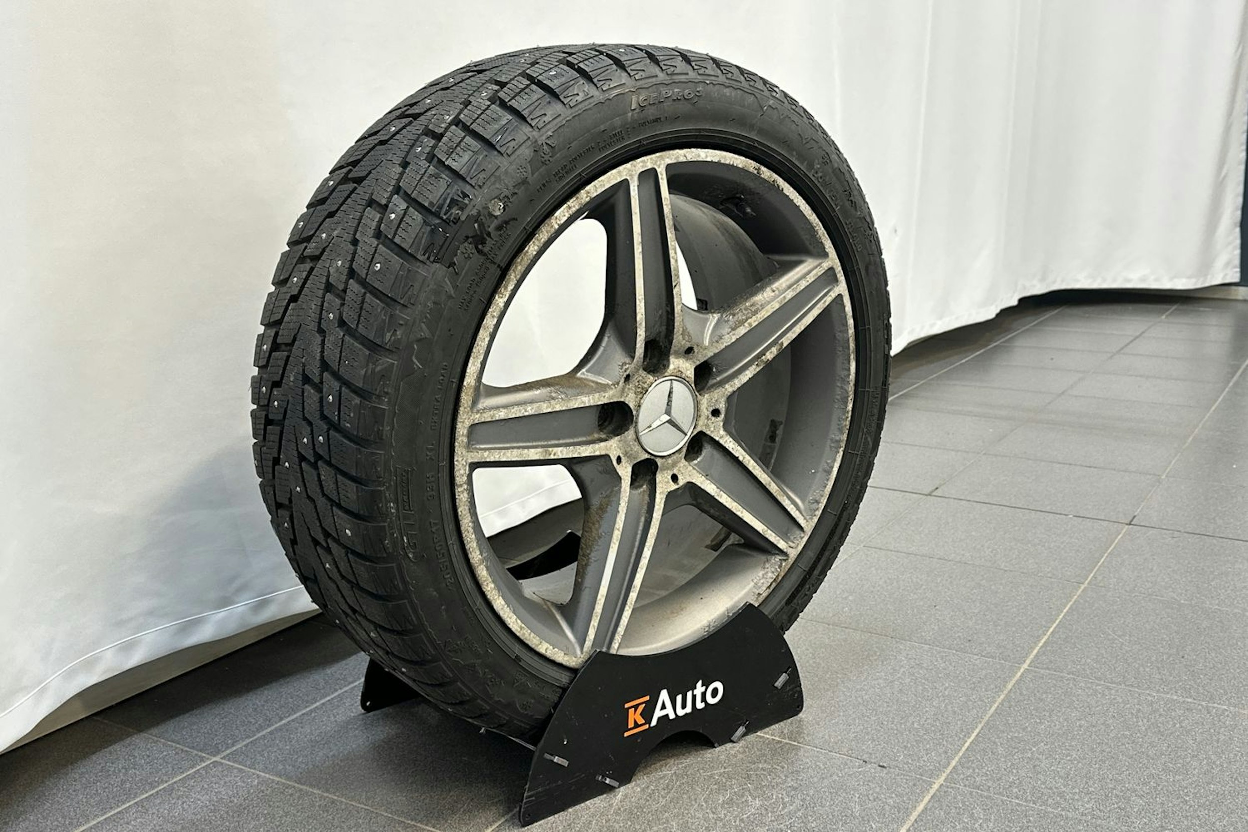 musta Mercedes-Benz C 2013 kuva 35.