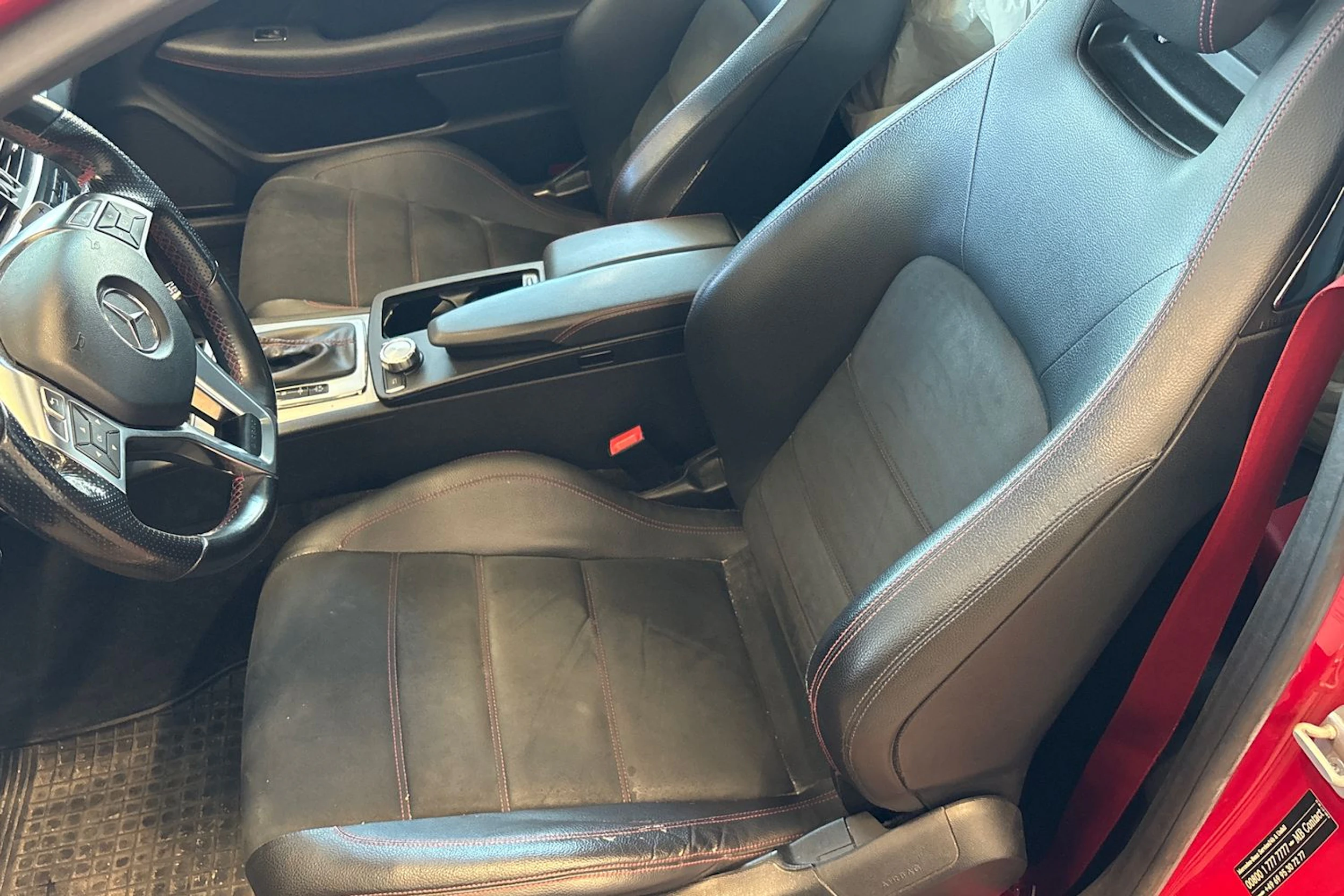 Punainen Mercedes-Benz C 2013 kuva 6.