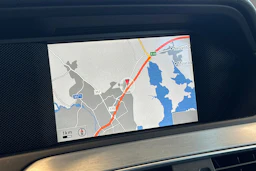 Punainen Mercedes-Benz C 2013 kuva 9.