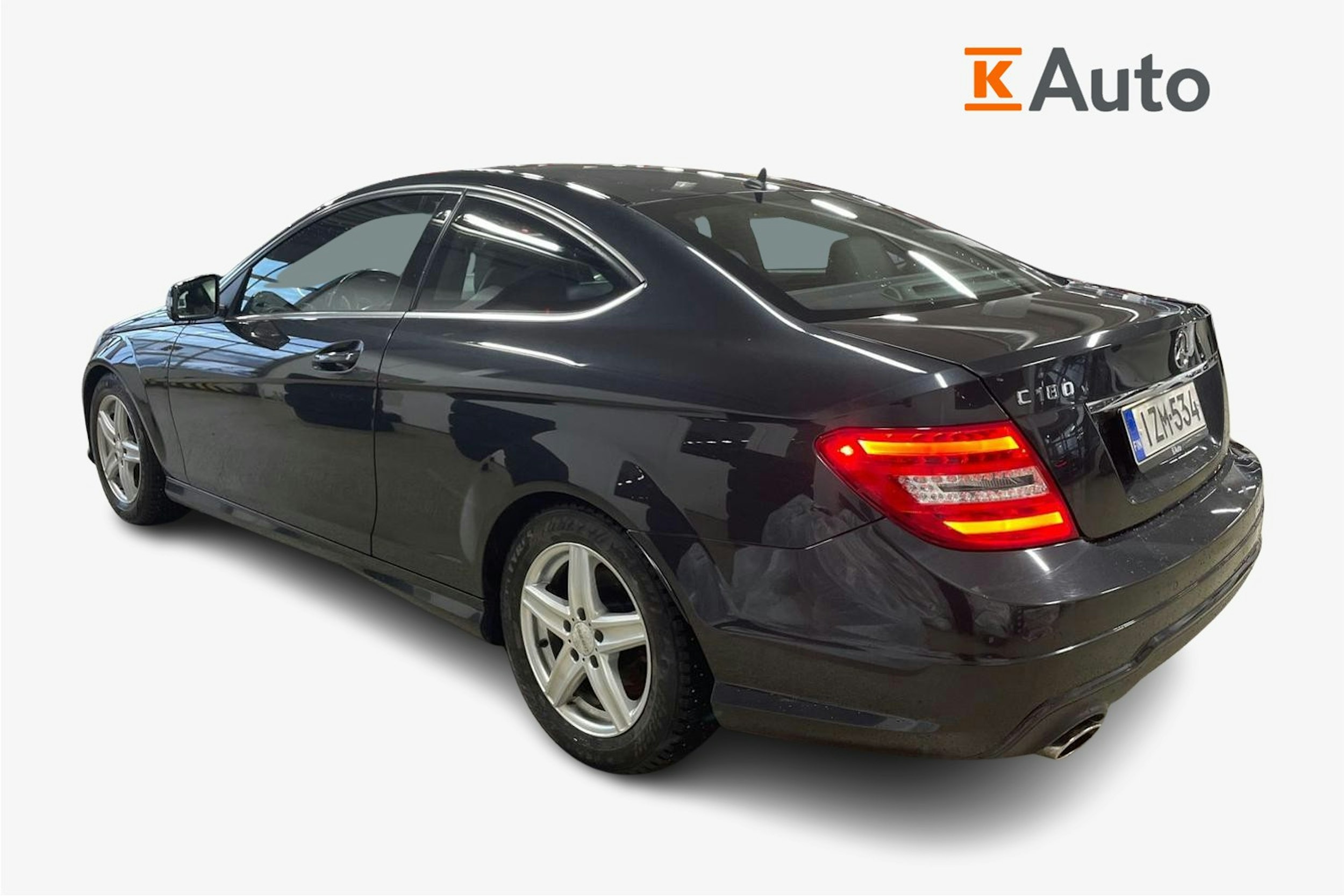 Musta Mercedes-Benz C 2013 kuva 2.