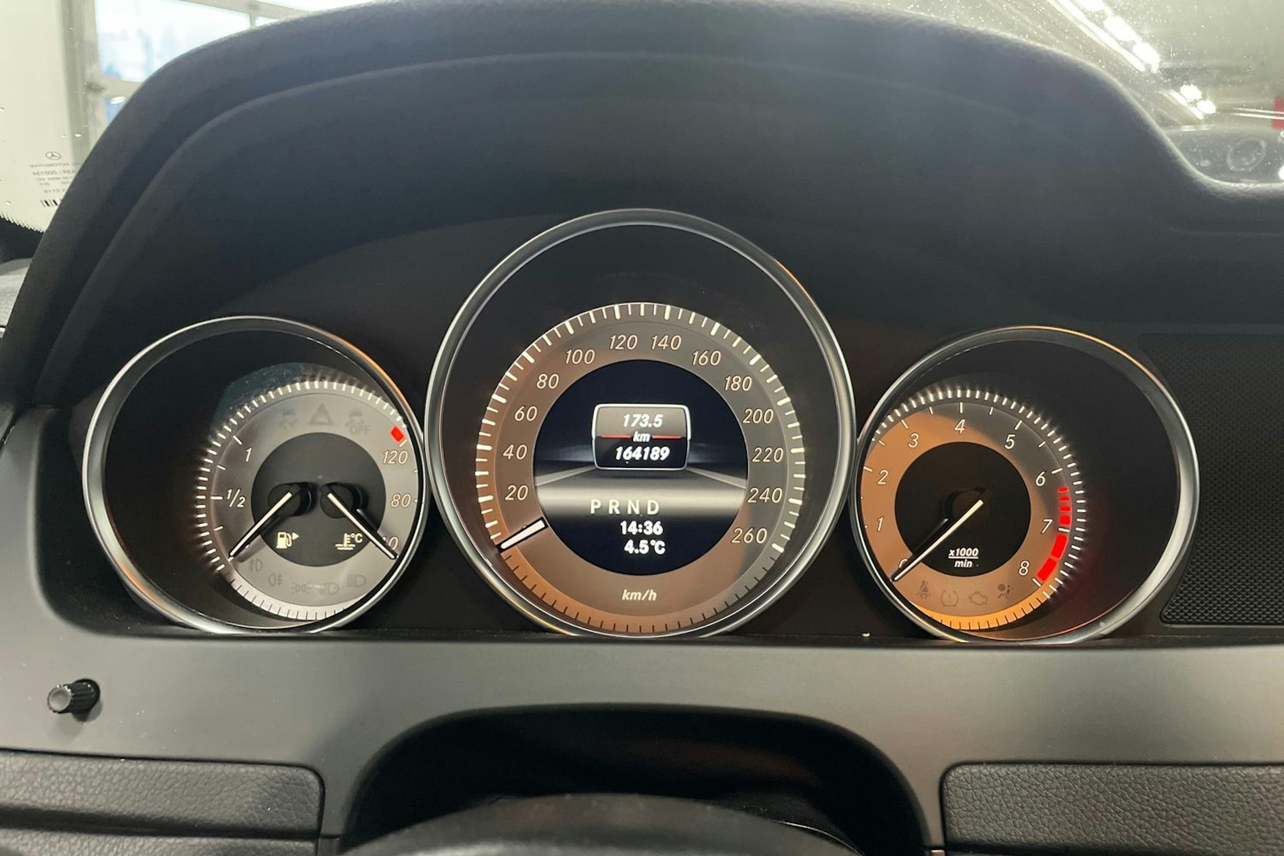 Musta Mercedes-Benz C 2013 kuva 14.