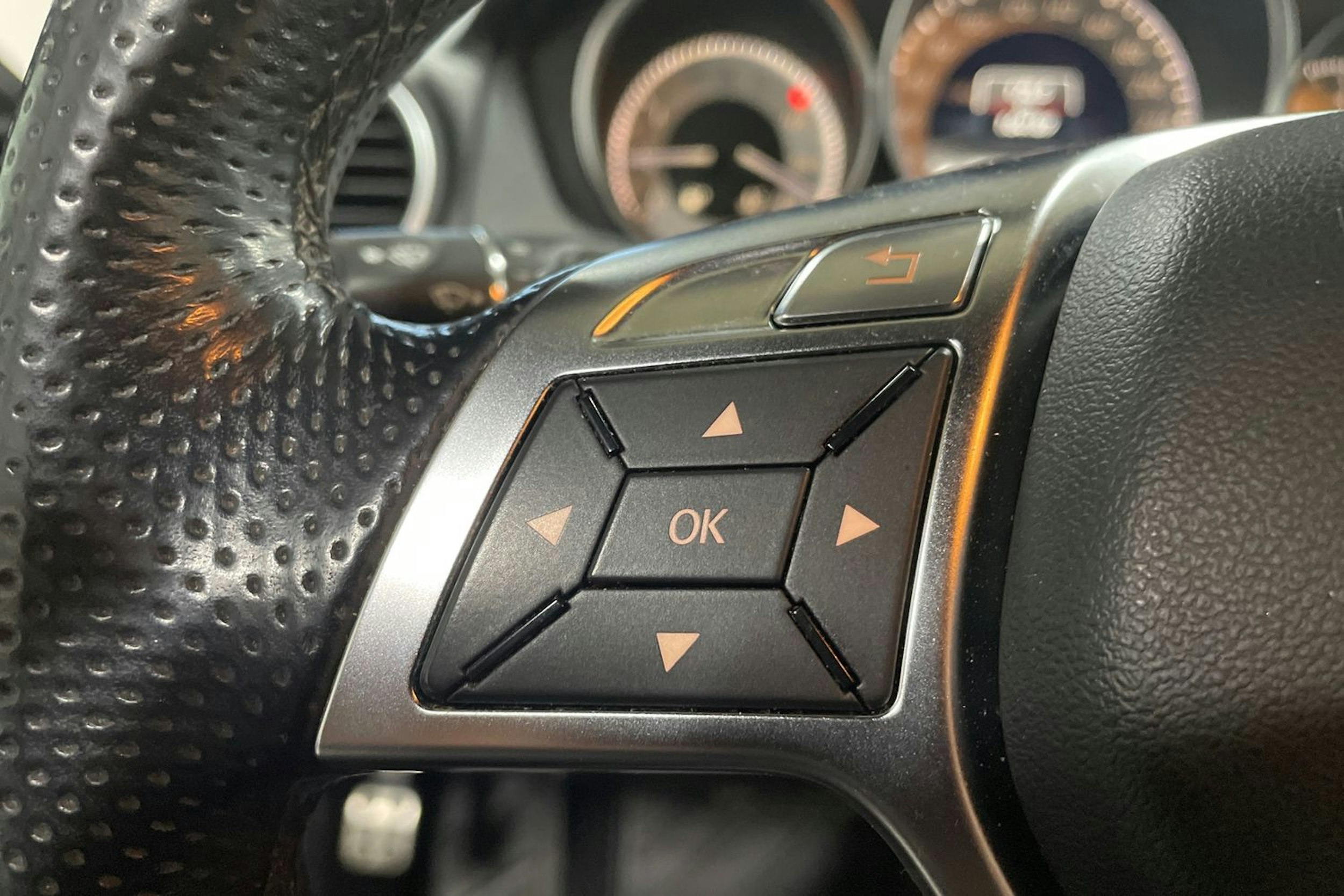 Musta Mercedes-Benz C 2013 kuva 20.