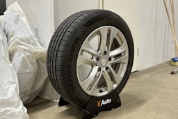 Musta Mercedes-Benz C 2013 kuva 13.