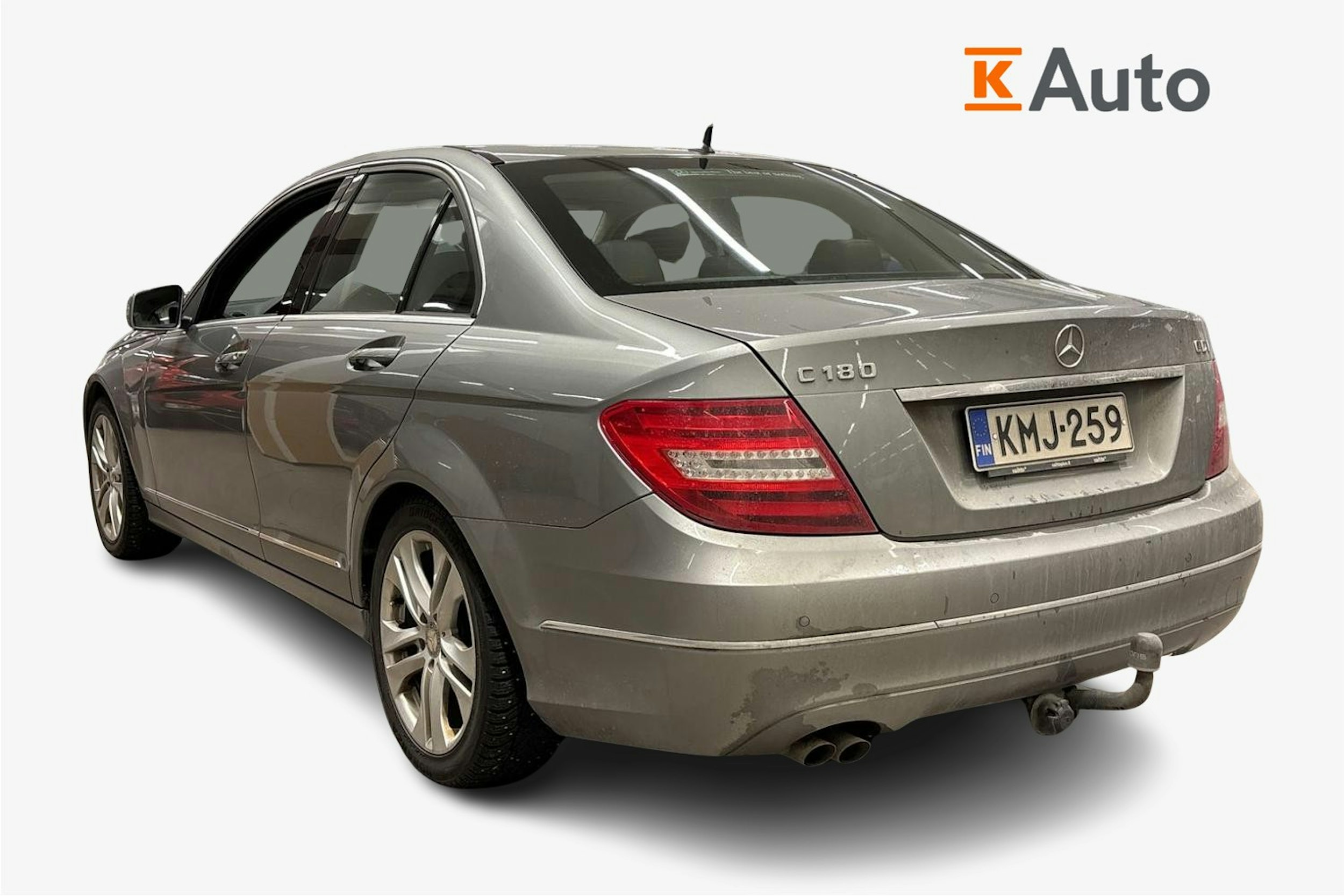 Harmaa Mercedes-Benz C 2013 kuva 2.