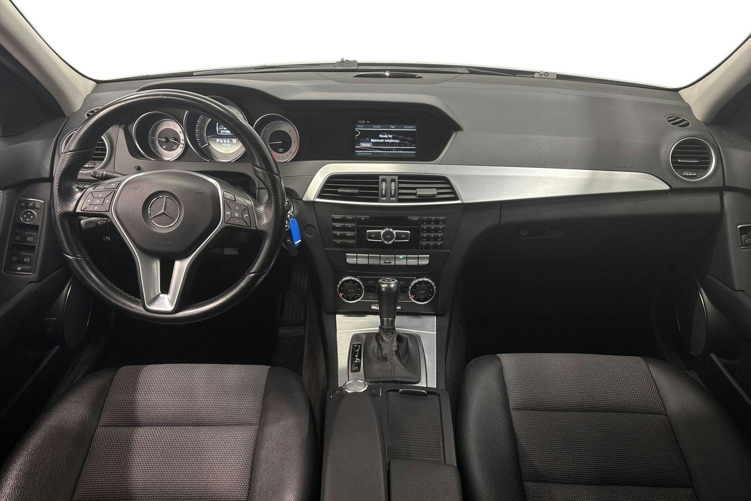 harmaa Mercedes-Benz C 2013 kuva 7.