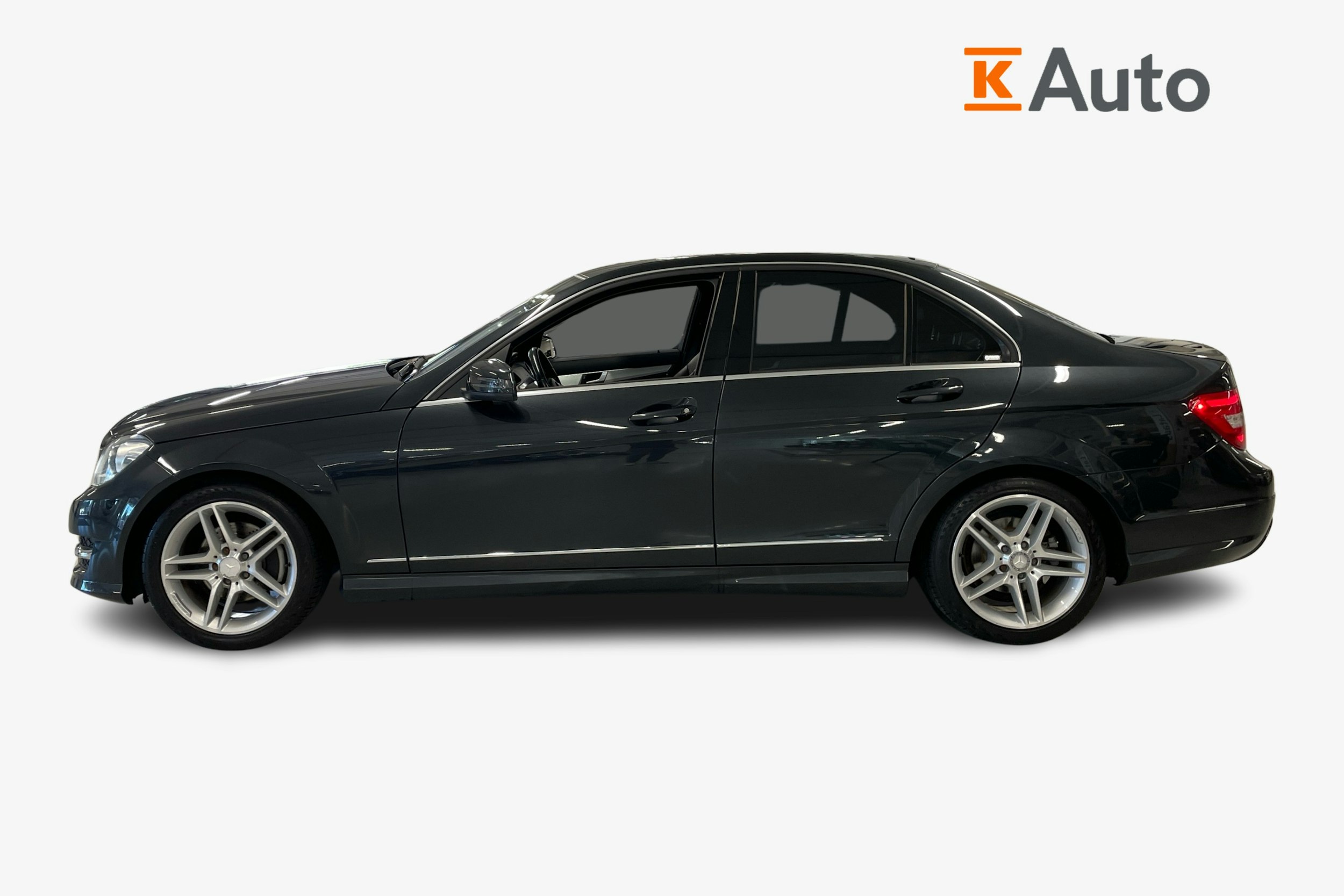 musta Mercedes-Benz C 2013 kuva 5.