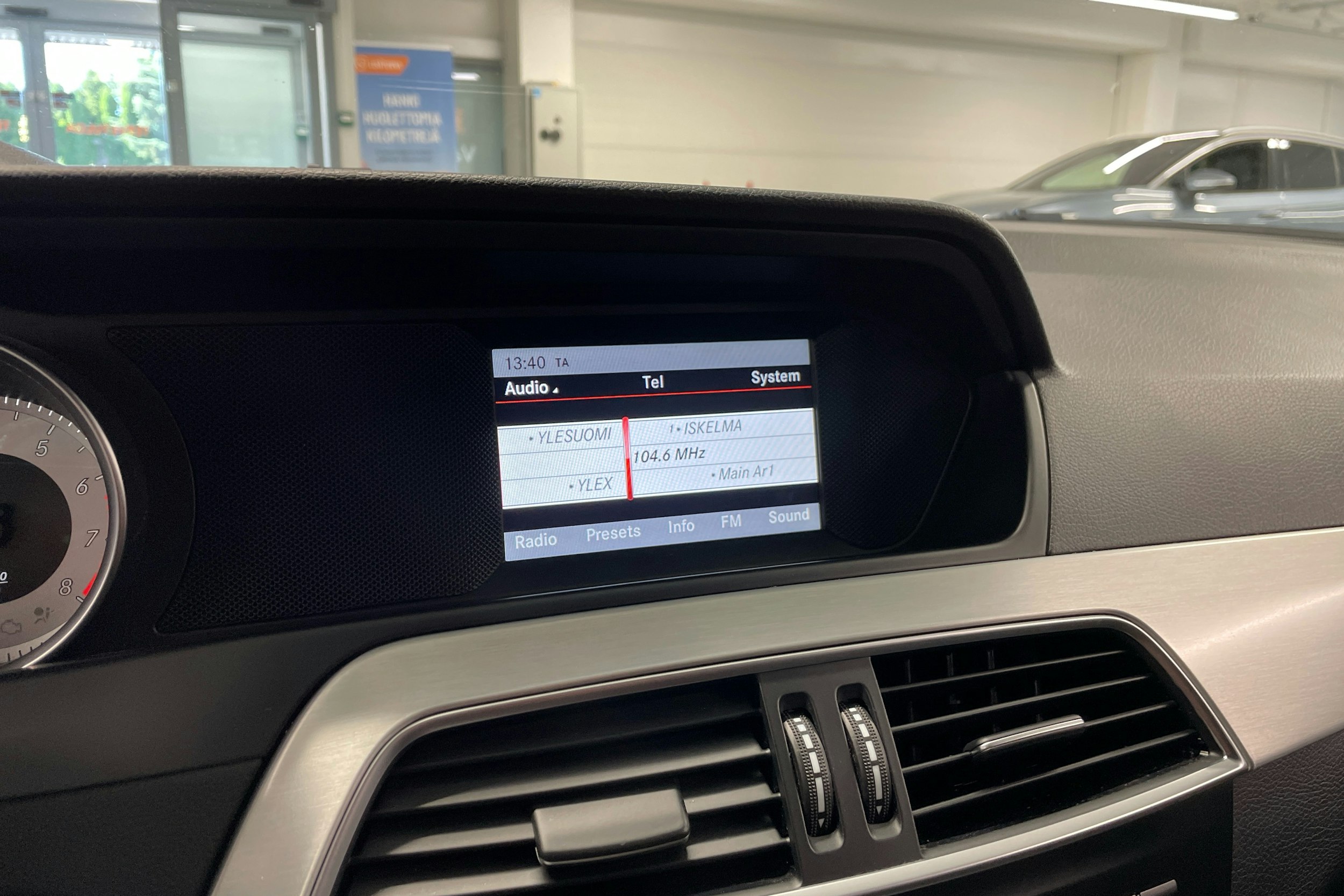 musta Mercedes-Benz C 2013 kuva 15.