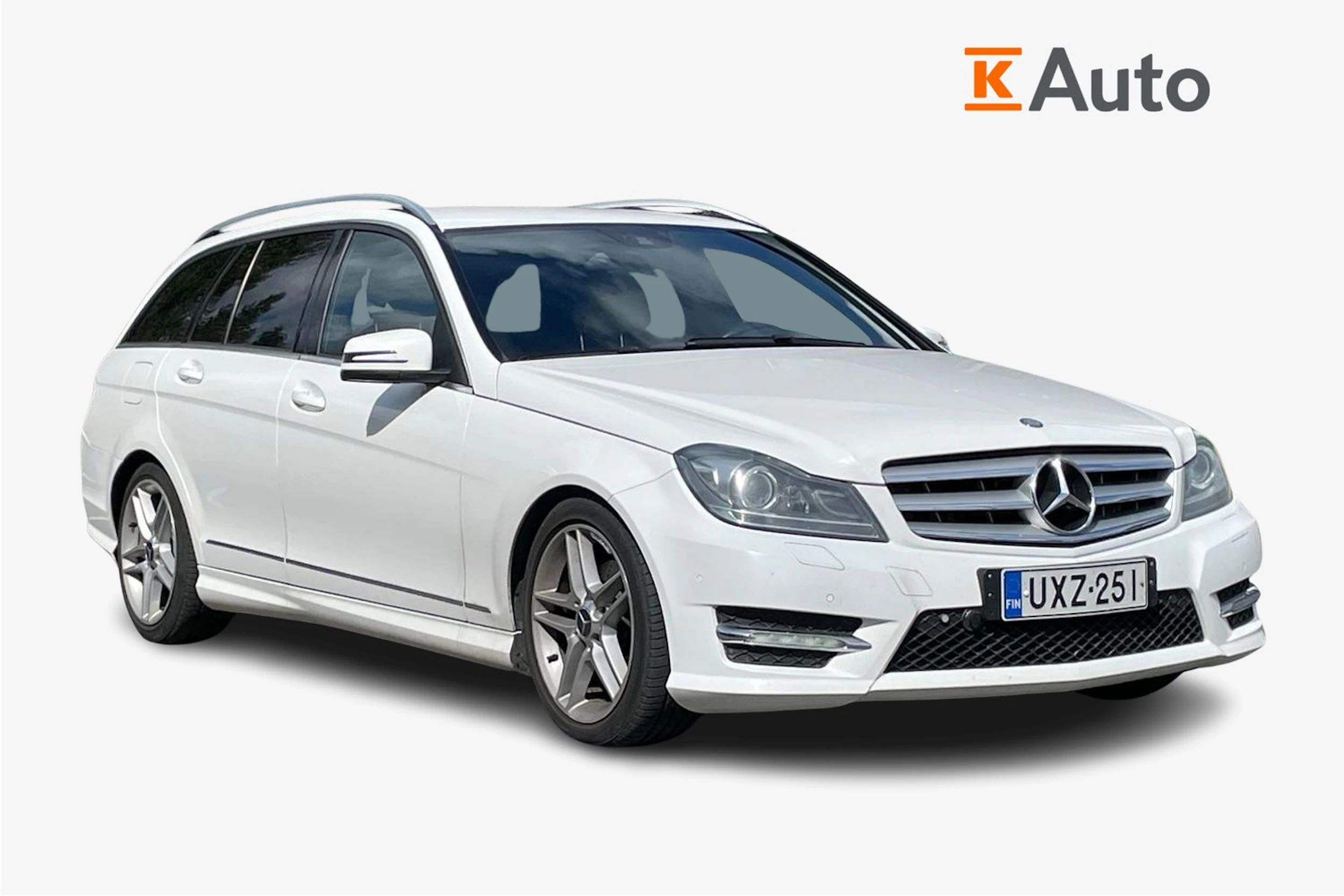 valkoinen Mercedes-Benz C 2013 kuva 1.