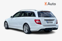 valkoinen Mercedes-Benz C 2013 kuva 2.