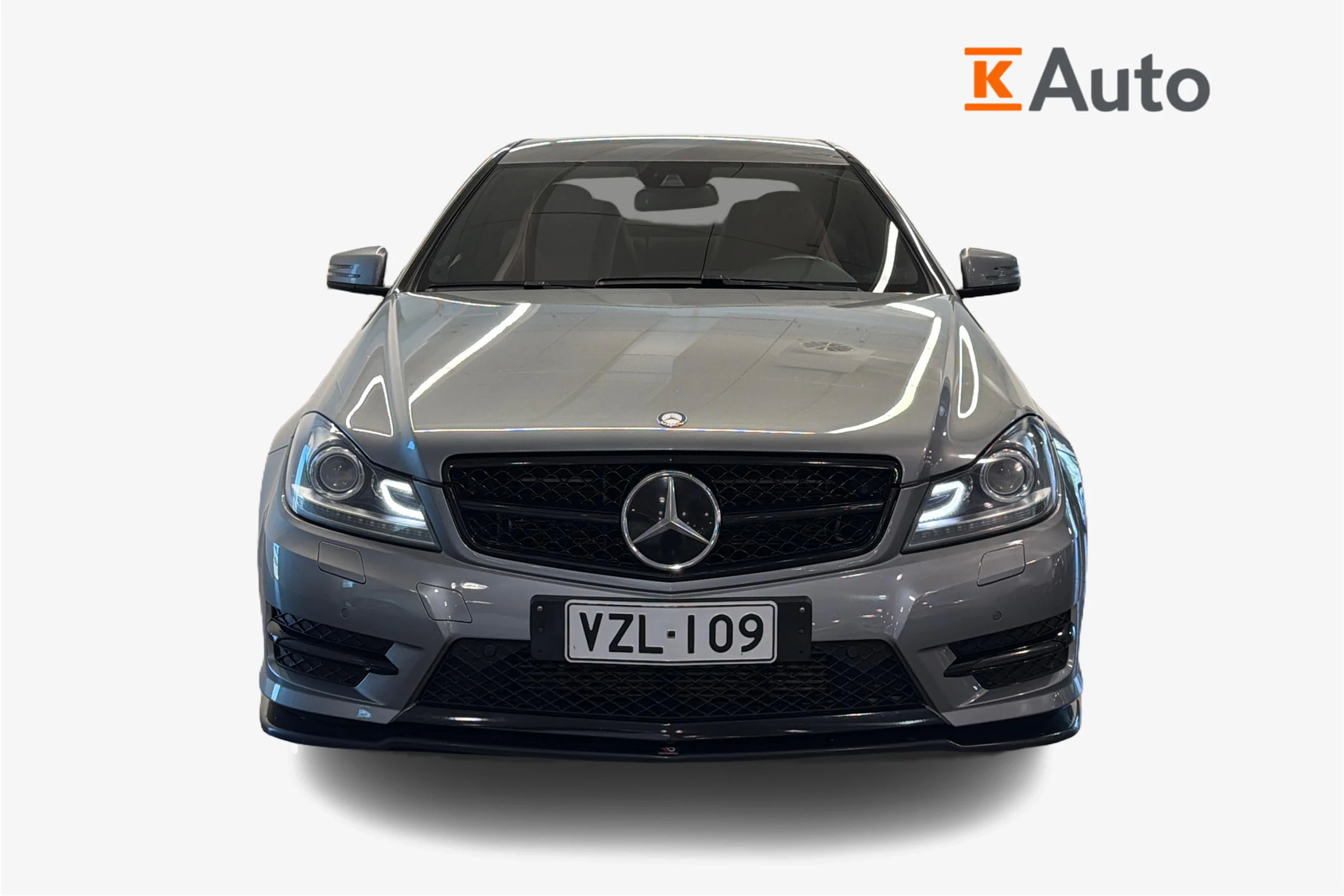 Harmaa Mercedes-Benz C 2013 kuva 4.