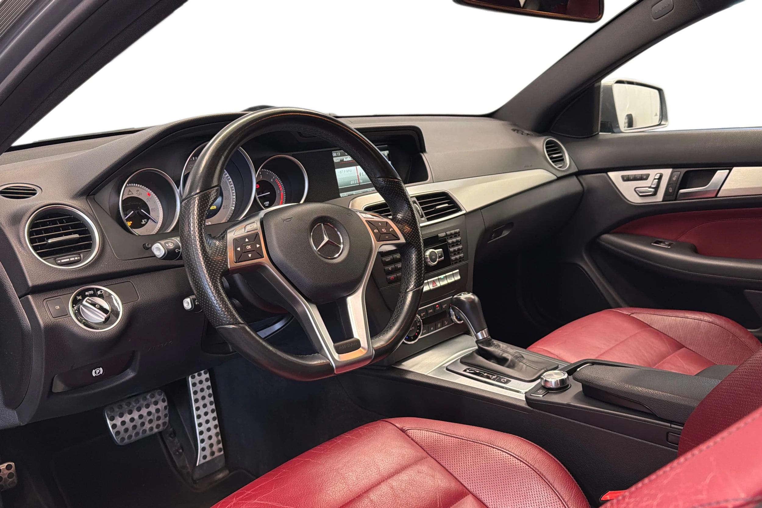 Harmaa Mercedes-Benz C 2013 kuva 6.