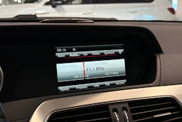 Harmaa Mercedes-Benz C 2013 kuva 22.