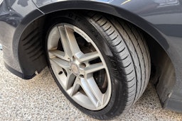 harmaa Mercedes-Benz C 2014 kuva 13.